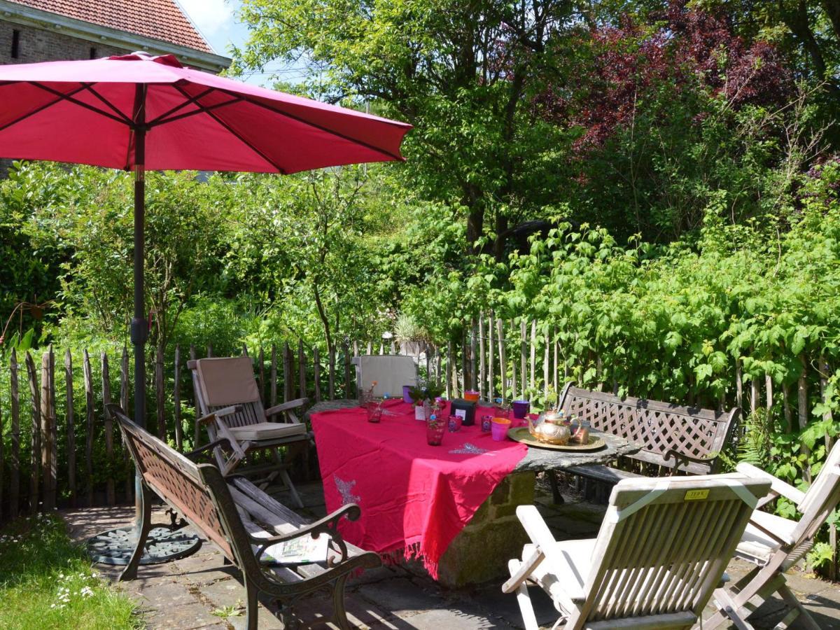 Enchanting Cottage With Terrace Garden Hamoir Zewnętrze zdjęcie